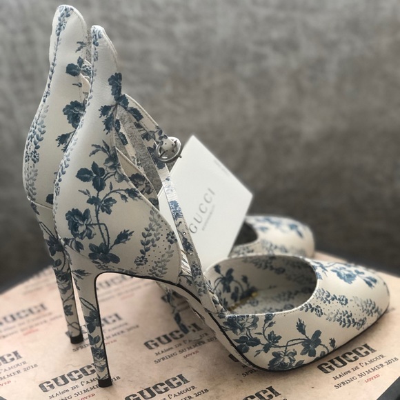 SOLD. Brand new Shoes - Picture 2 of 5